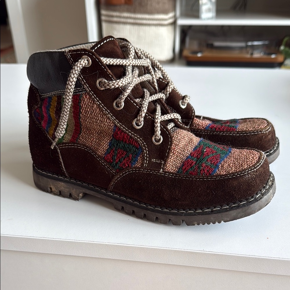 Brown Suede Outdoor Boots with Multicolor Accents